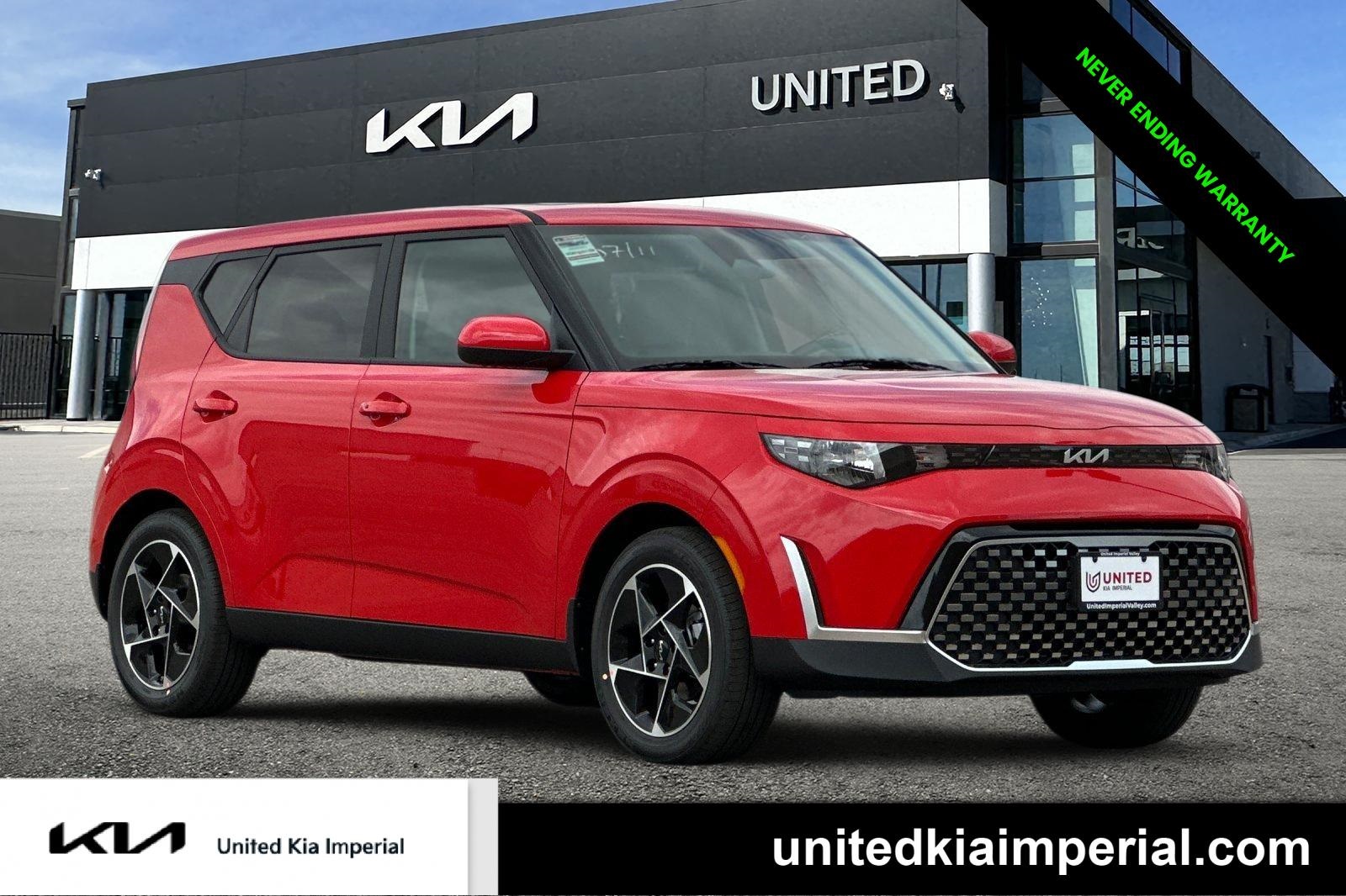 2025 Kia Soul EX's photo