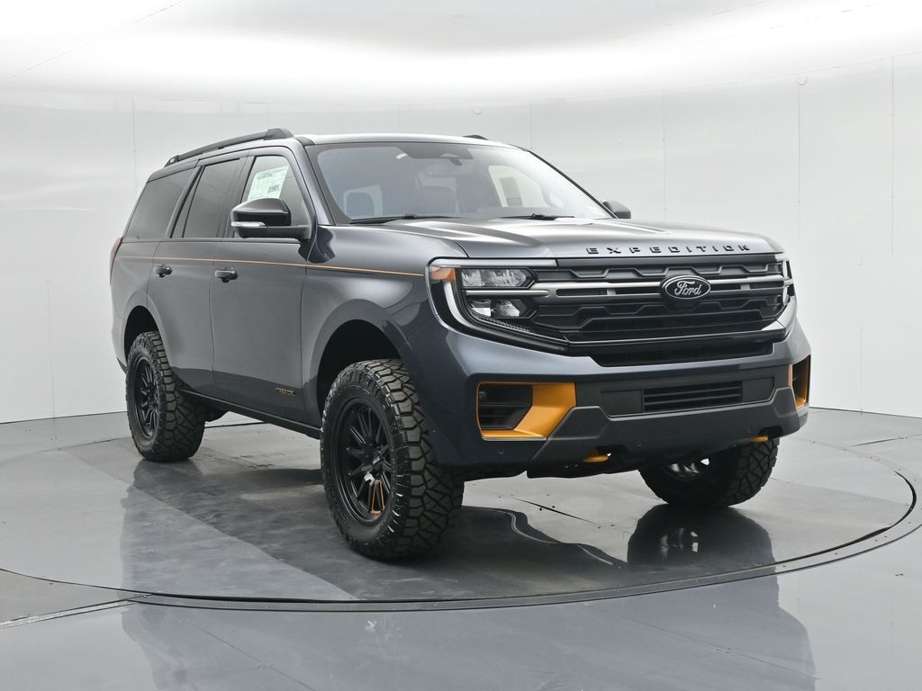 2025 Ford Expedition photo 55