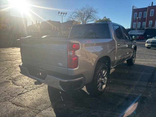 2026 Chevrolet Silverado 1500 LT photo 3