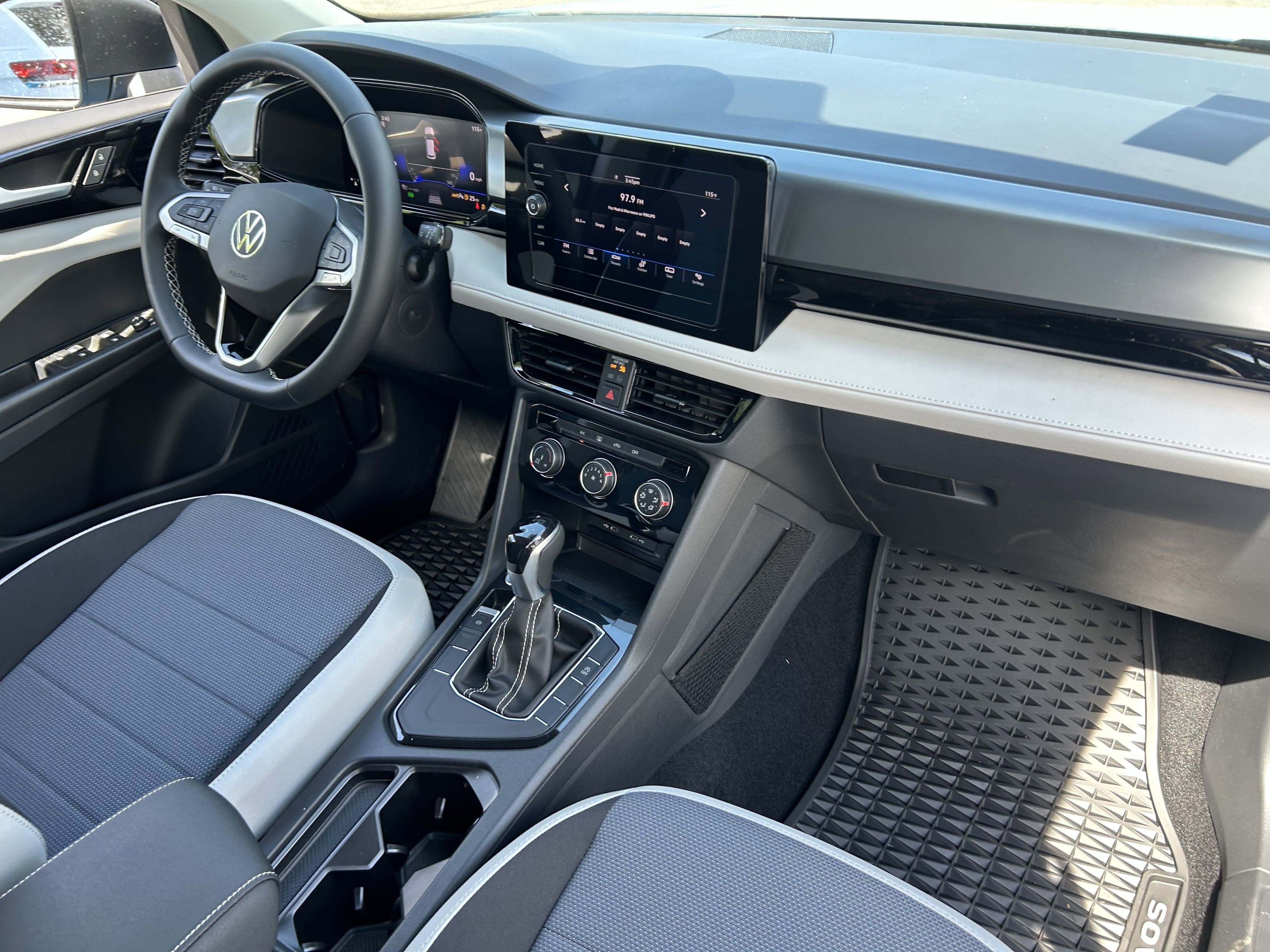 2025 Volkswagen Taos S photo 2