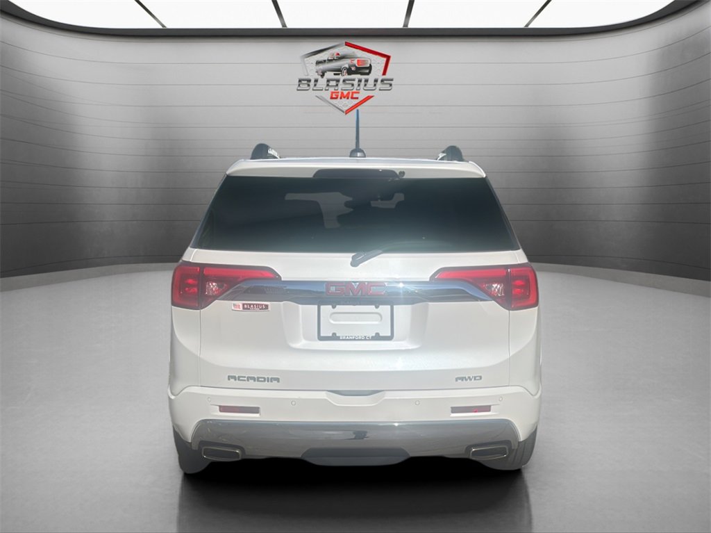 2019 Gmc Acadia Denali photo 3