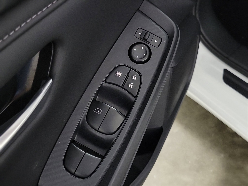 2025 Nissan Sentra SV photo 20