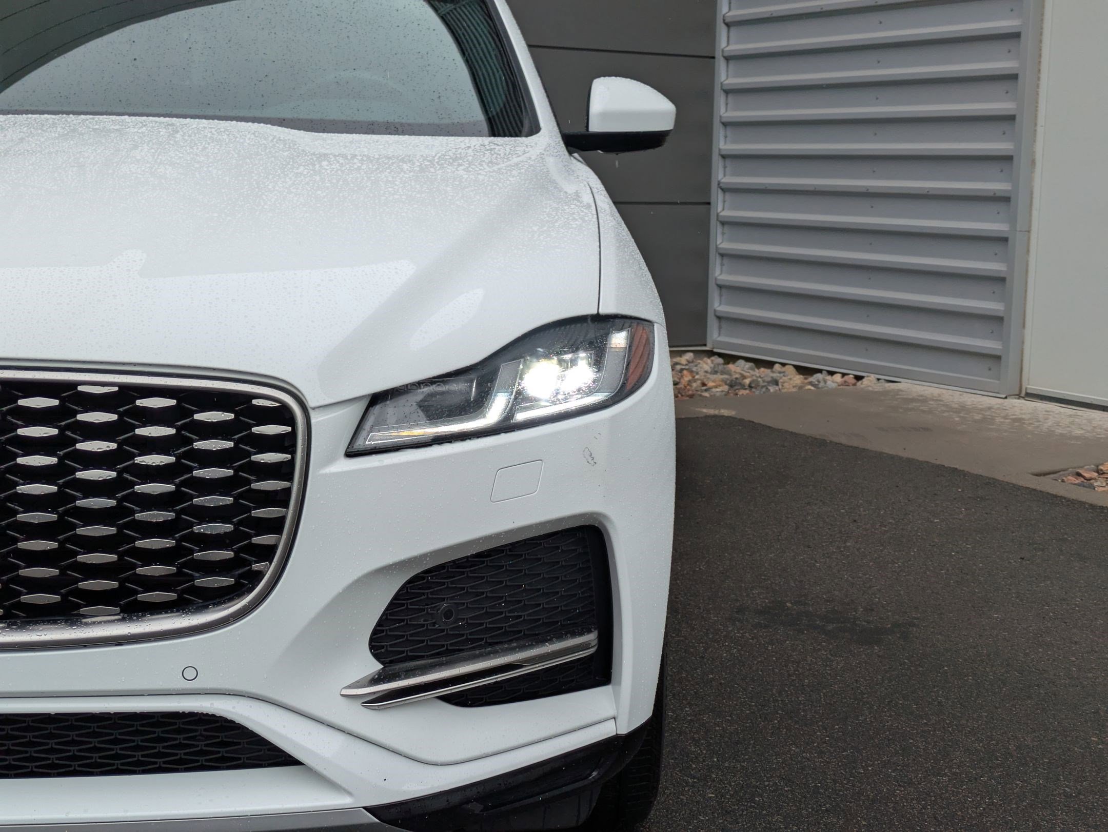 2023 Jaguar F-PACE P250 S photo 9