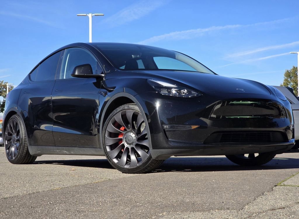 Used 2023 Tesla Model Y Performance with VIN 7SAYGDEFXPF865141 for sale in Bountiful, UT