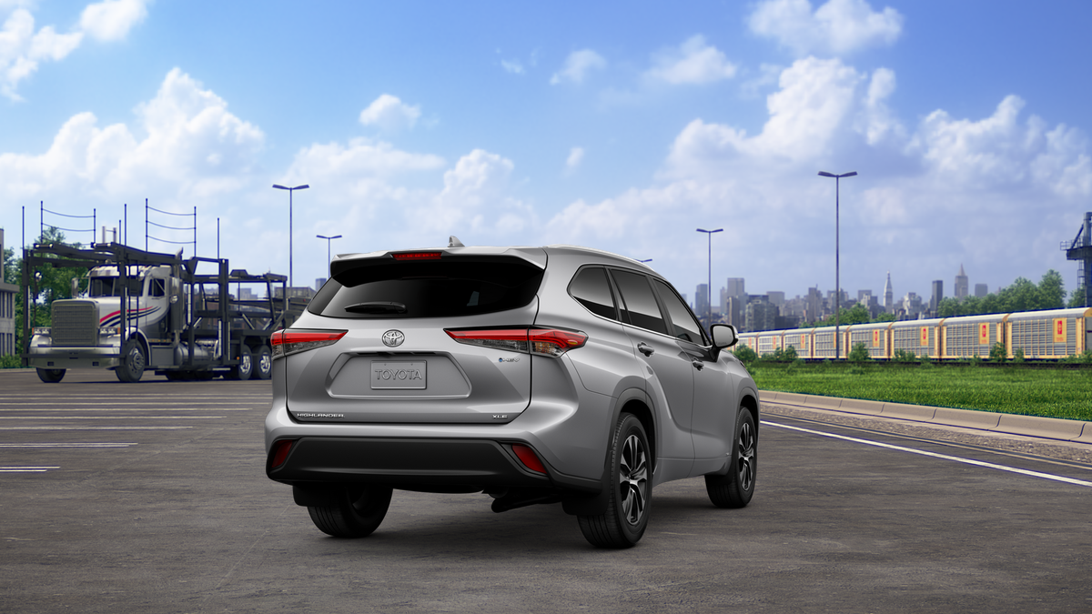 2025 Toyota Highlander Hybrid XLE photo 9