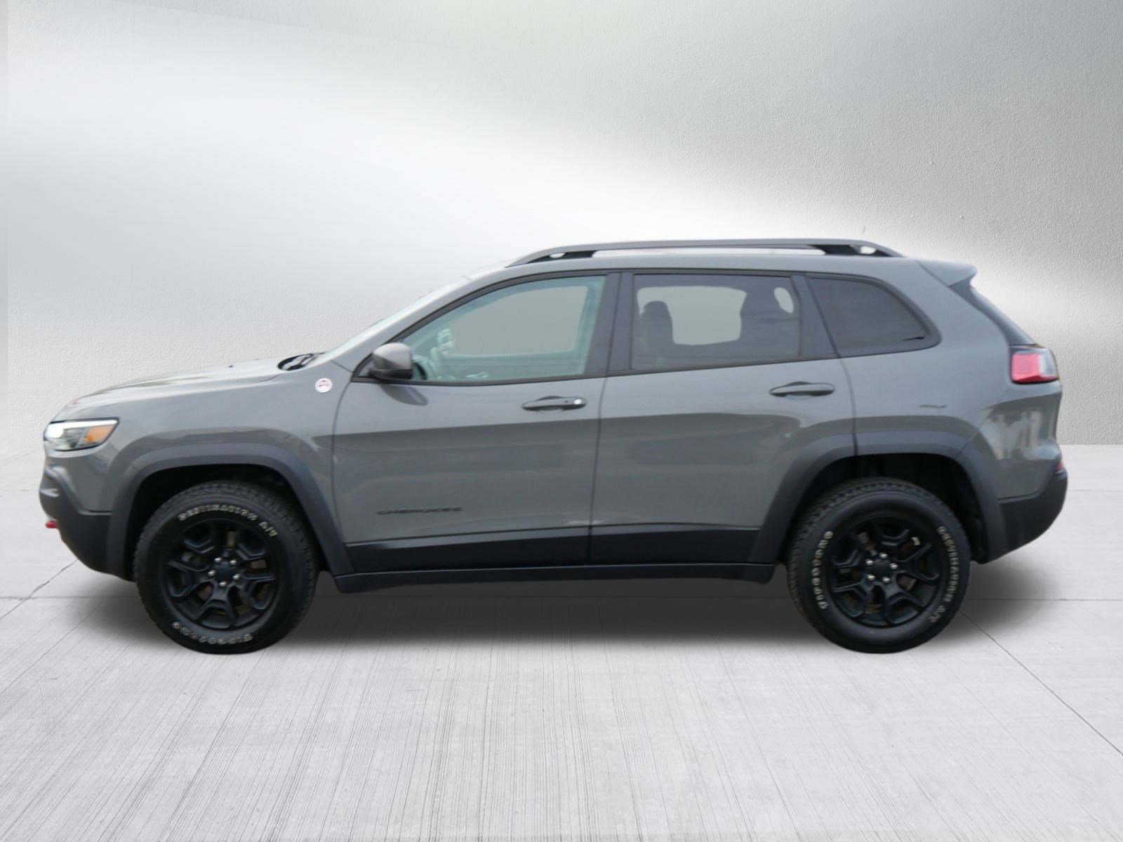 2019 Jeep Cherokee Trailhawk photo 4