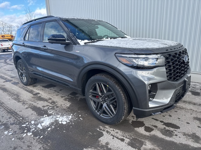 2026 Ford Explorer ST-LINE's photo