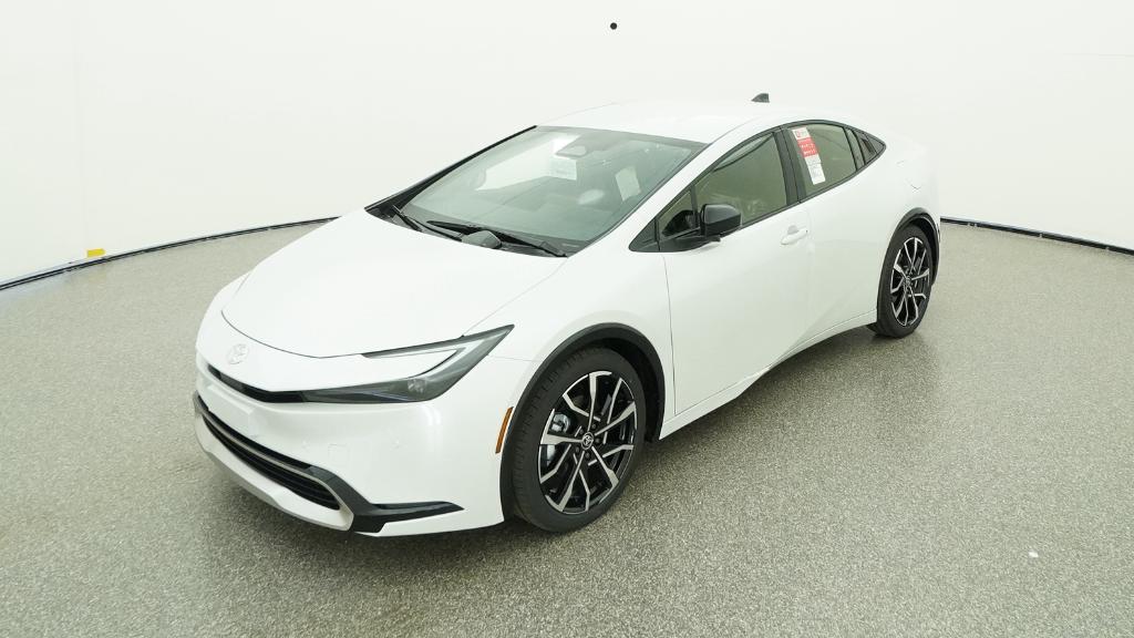 2026 Toyota Prius XSE's photo