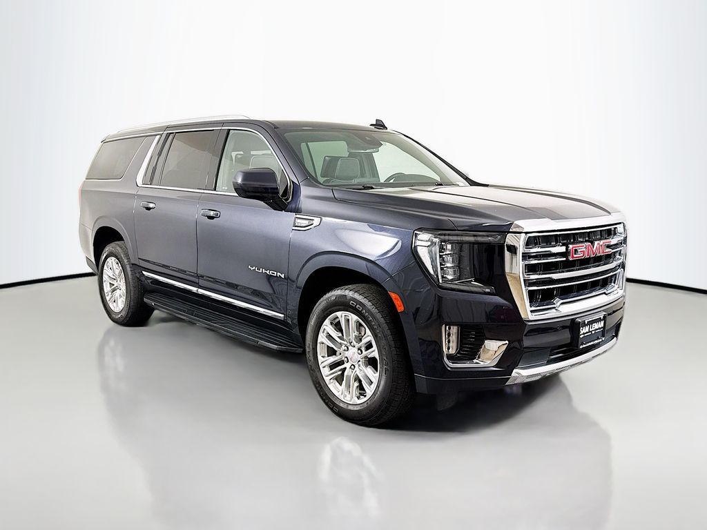 2023 GMC Yukon XL SLT's photo