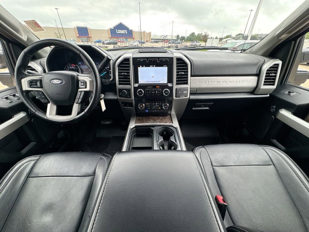 2019 Ford F-250 Lariat photo 18