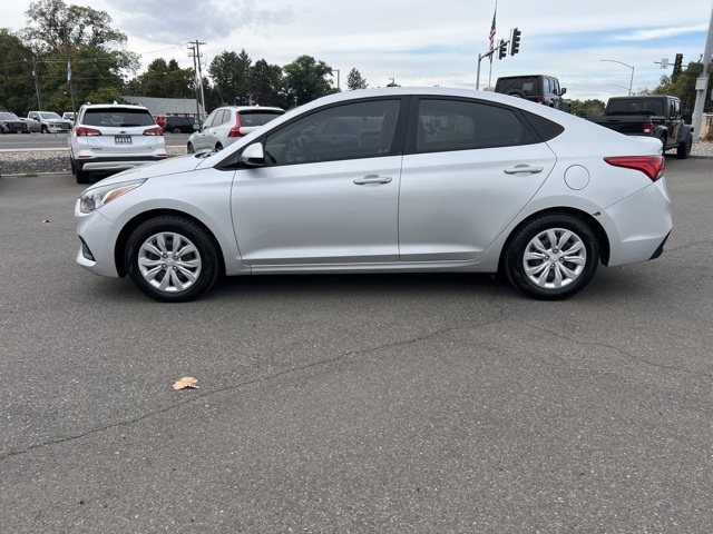 2019 Hyundai Accent SE photo 3