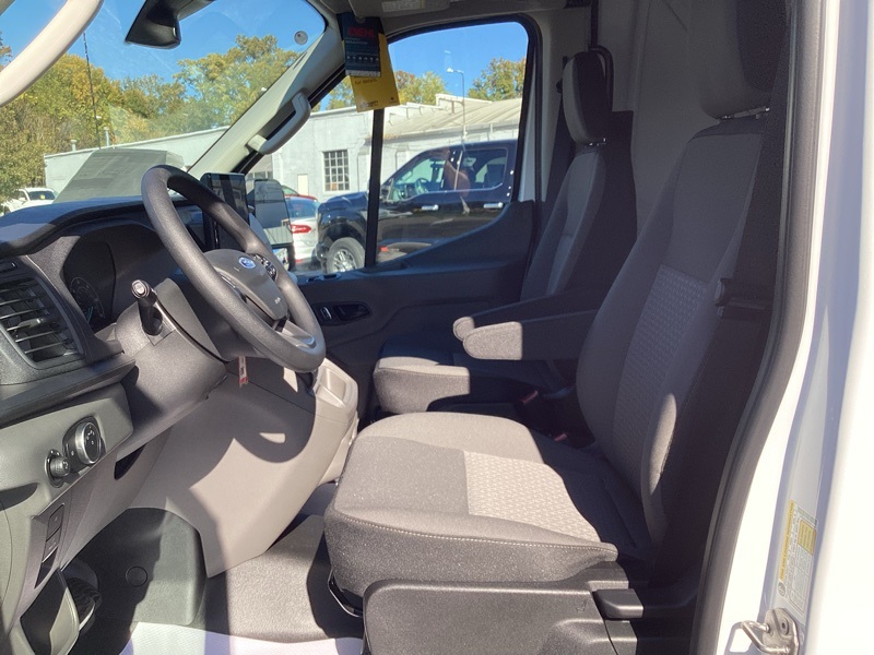 2024 Ford Transit photo 22