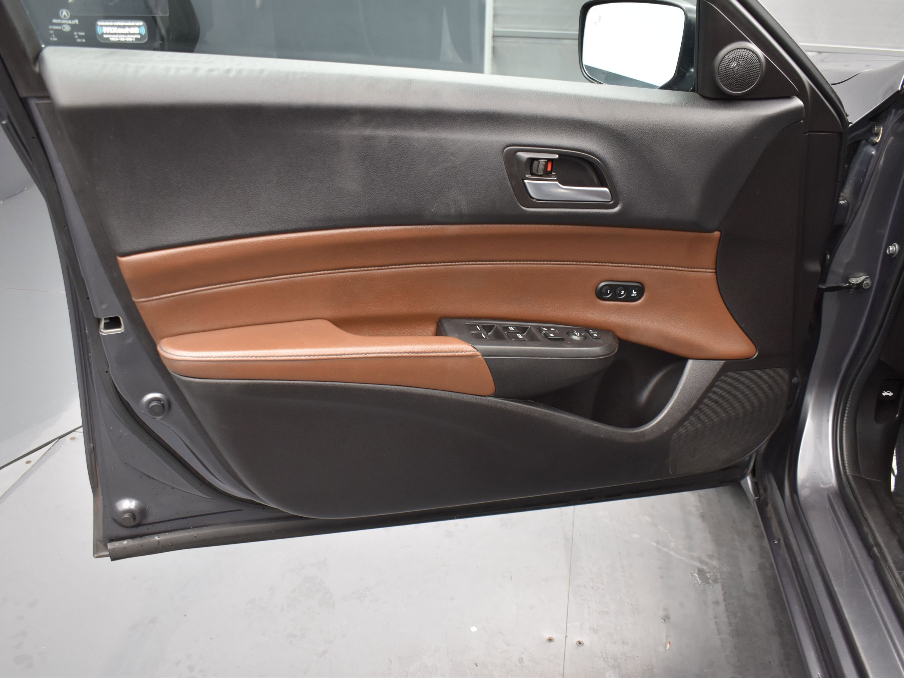 2022 Acura ILX Premium photo 9