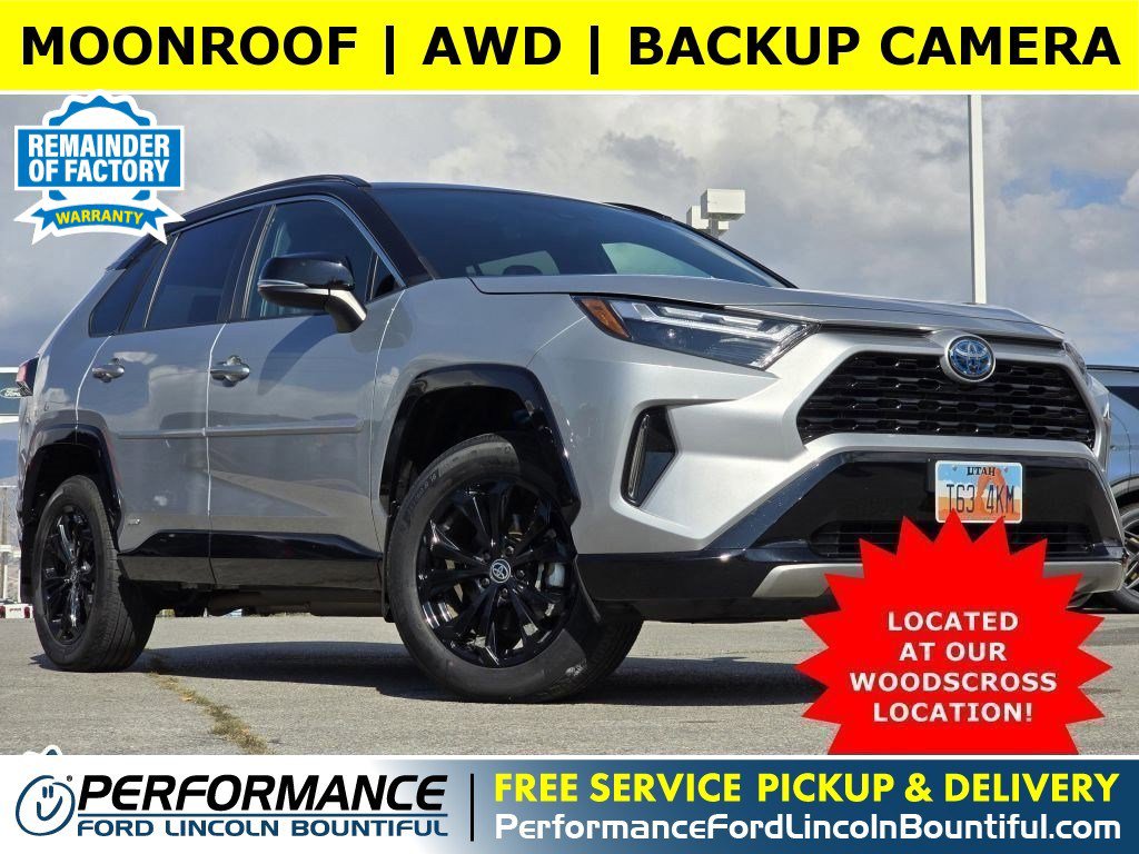 2023 Toyota RAV4 XSE's photo