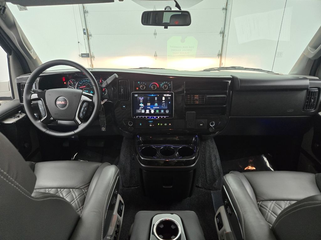 2023 Gmc Savana 2500 Cargo photo 2