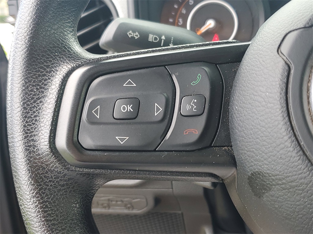 2024 Jeep Gladiator photo 21
