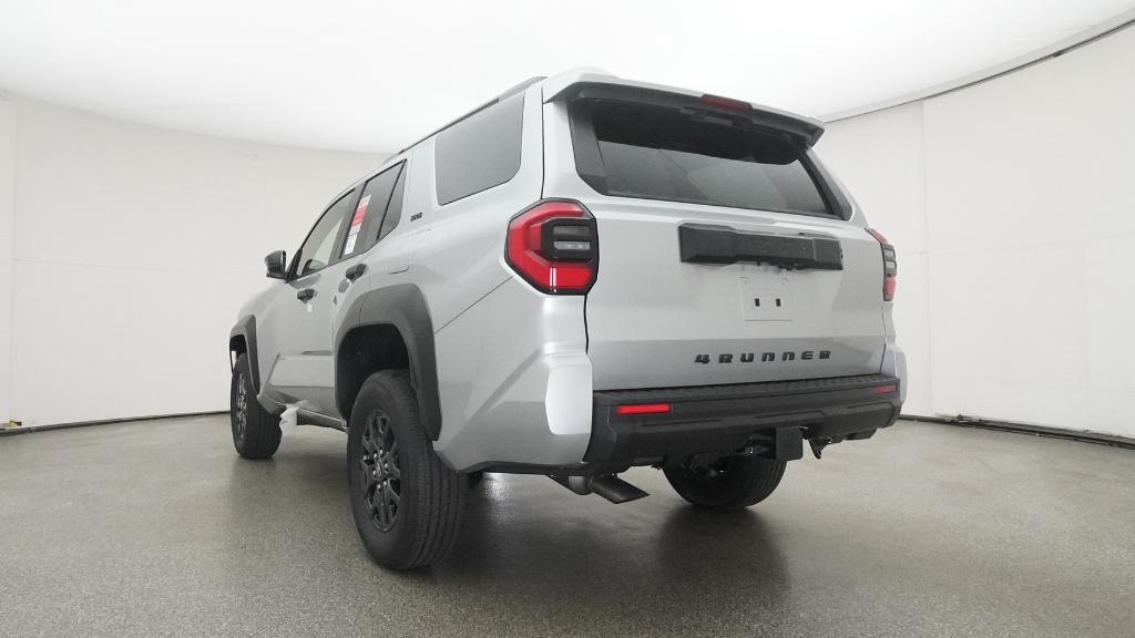 2025 Toyota 4Runner SR5 photo 15