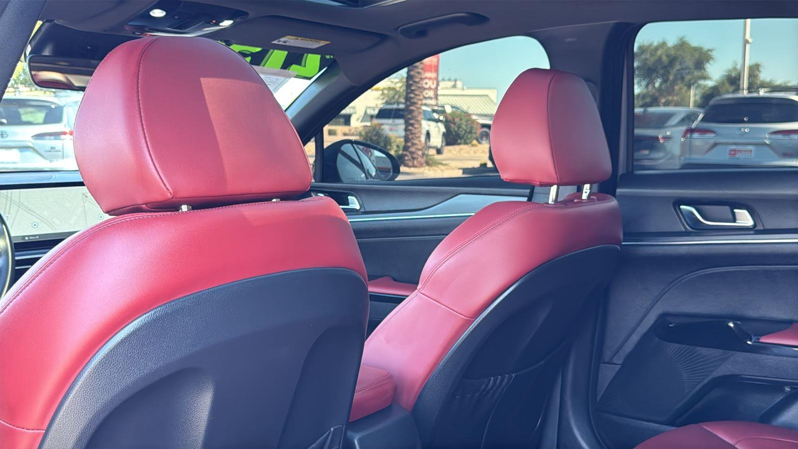 2025 Kia K5 GT-Line photo 27