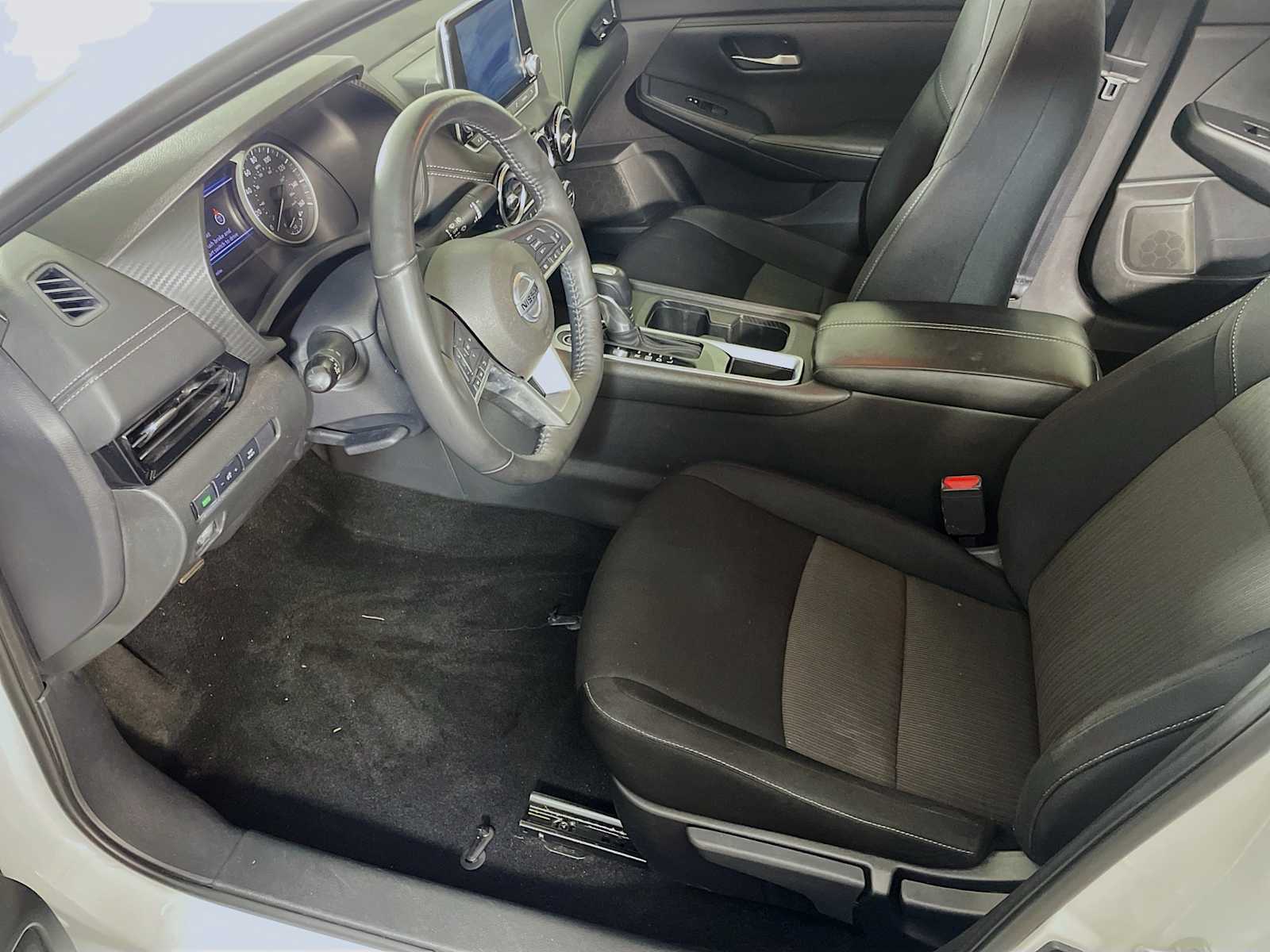 2023 Nissan Sentra SV photo 7