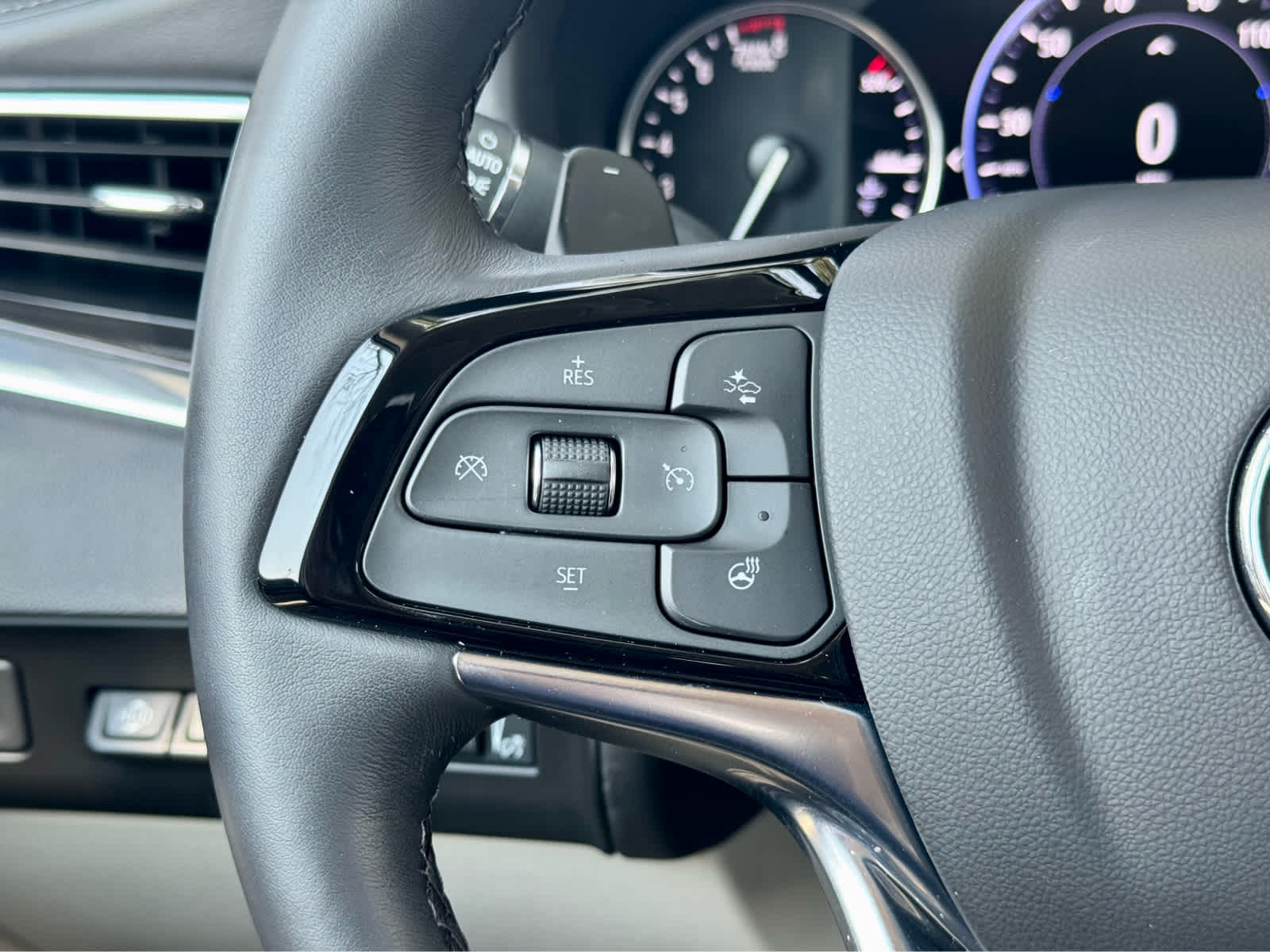 2024 Buick Enclave Premium photo 16
