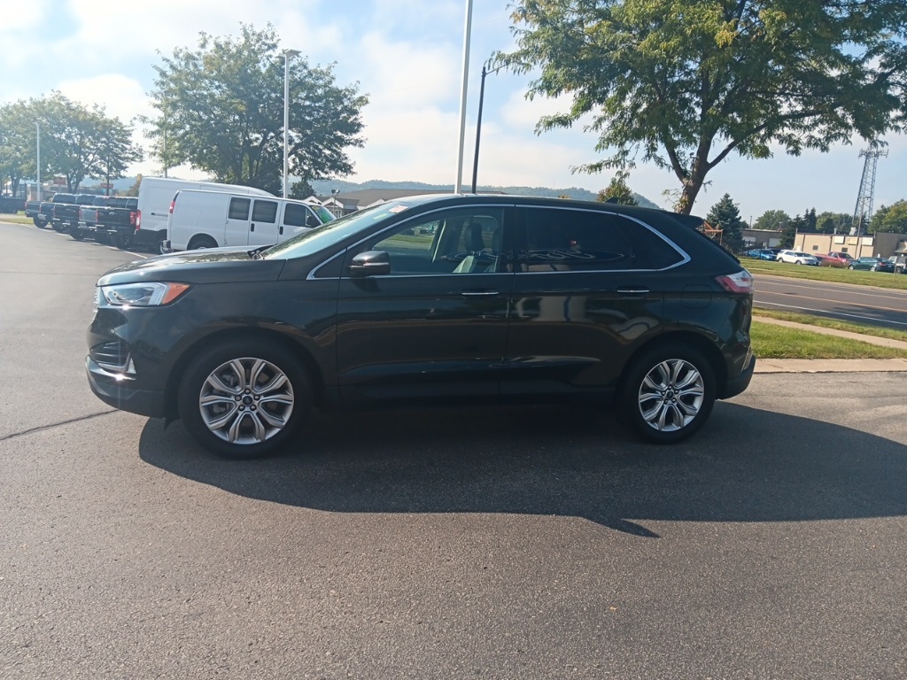 2022 Ford Edge Titanium photo 15