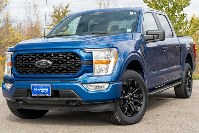 2022 Ford F-150 XL's photo