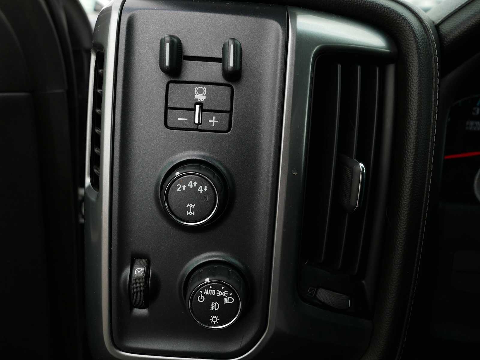 2017 Chevrolet Silverado 2500HD LTZ photo 20