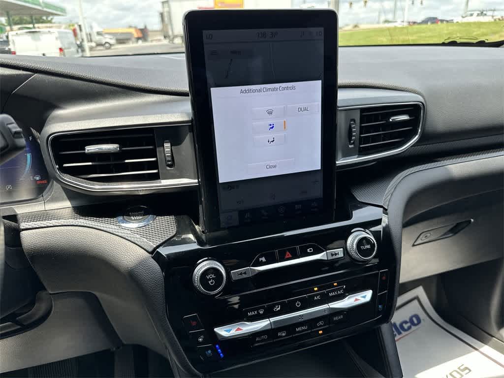 2022 Ford Explorer ST photo 18