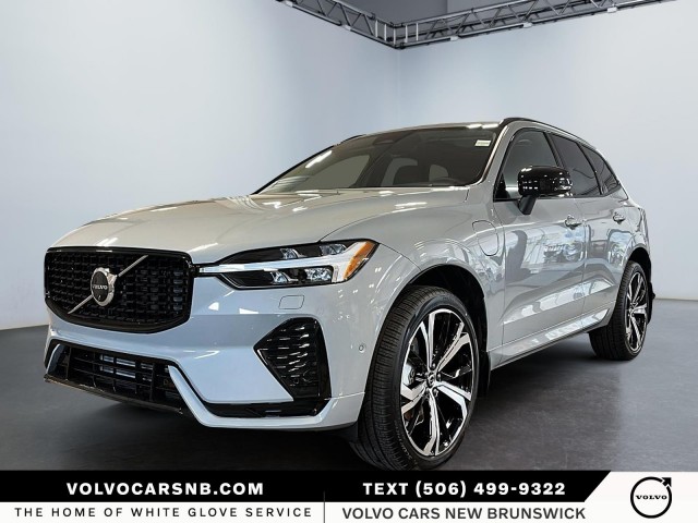 2025 Volvo XC60 Plug-In Hybrid T8 Ultra Dark Theme