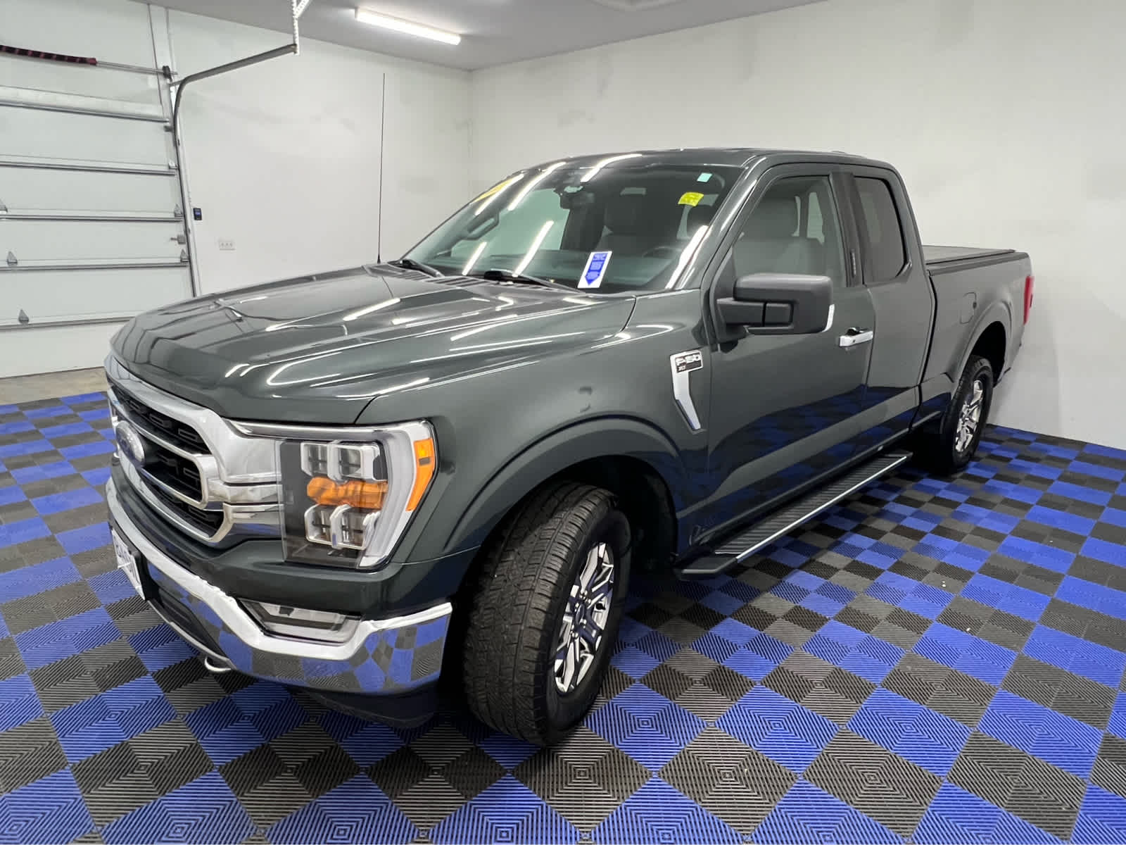 2021 Ford F-150 XLT photo 9