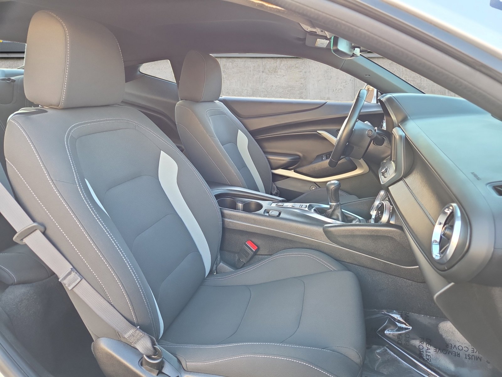 2019 Chevrolet Camaro 1LS photo 15