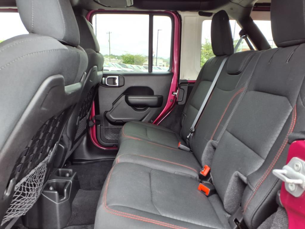 2022 Jeep Wrangler Unlimited Rubicon photo 25