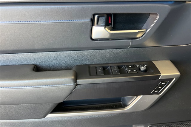 2024 Toyota Sequoia Platinum photo 11