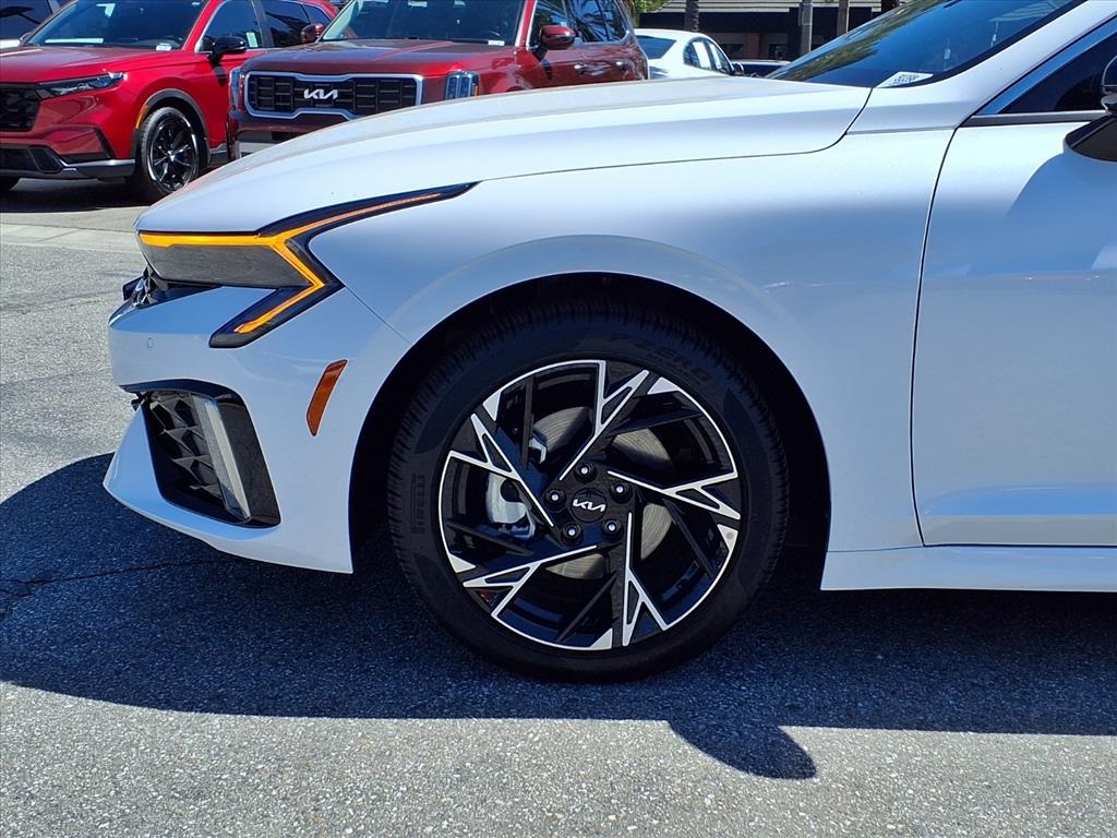 2025 Kia K5 GT-Line photo 15