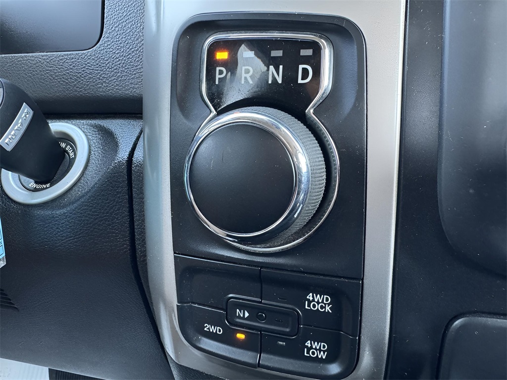2019 Ram 1500 Classic Warlock photo 13