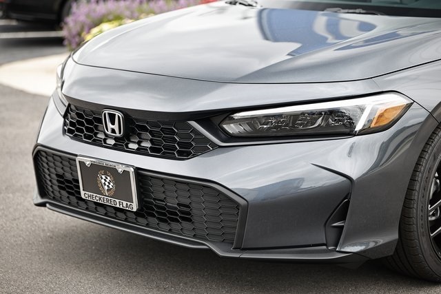 2026 Honda Civic Sport photo 2