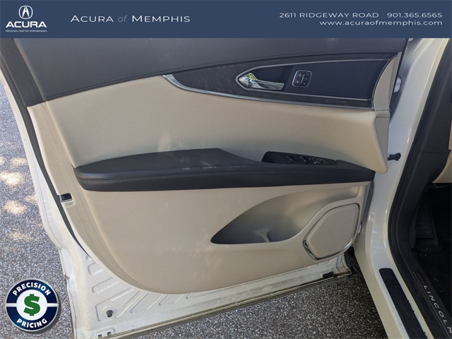 2016 Lincoln MKX Select photo 17