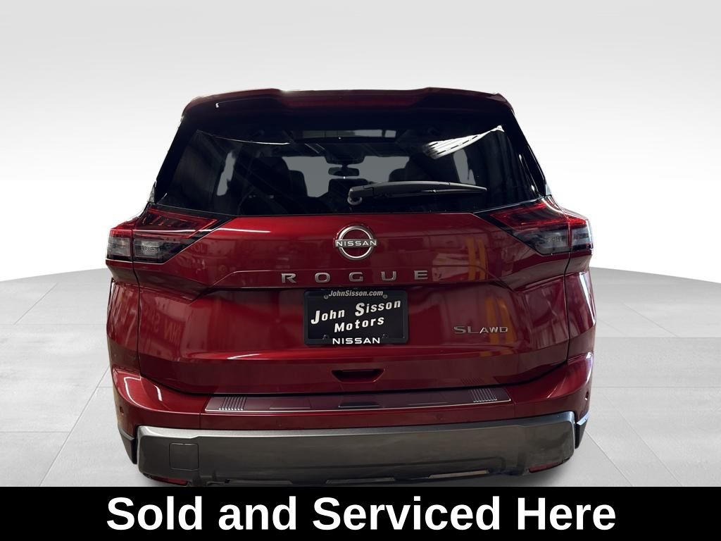 2024 Nissan Rogue SL photo 3