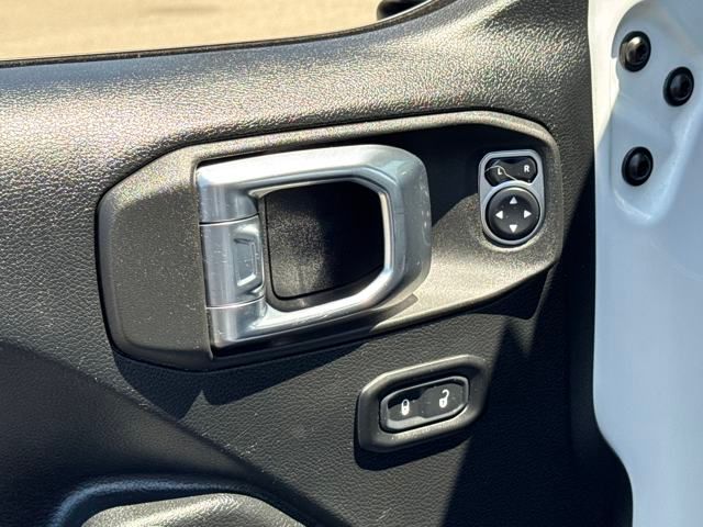 2021 Jeep Gladiator Mojave photo 6