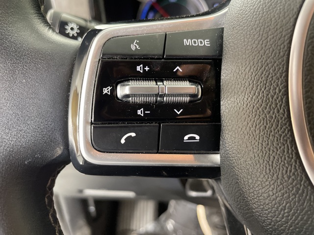 2022 Kia Sorento Hybrid S photo 21