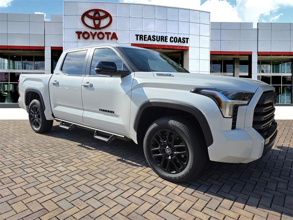2025 Toyota Tundra Limited's photo