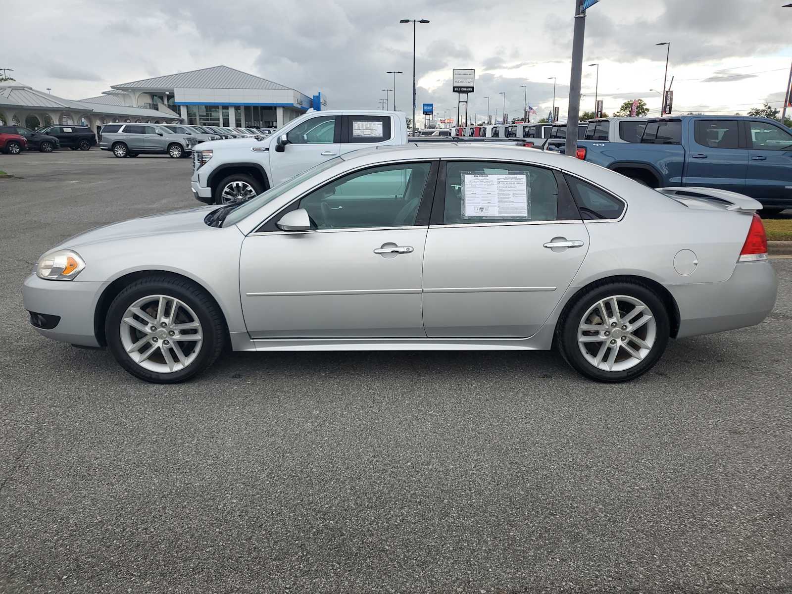 2015 Chevrolet Impala Limited LTZ Fleet photo 2