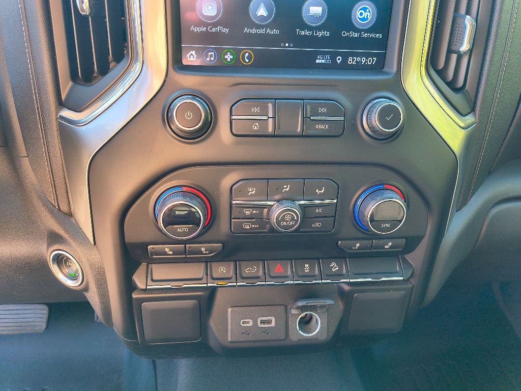 2020 Chevrolet Silverado 1500 LT photo 27