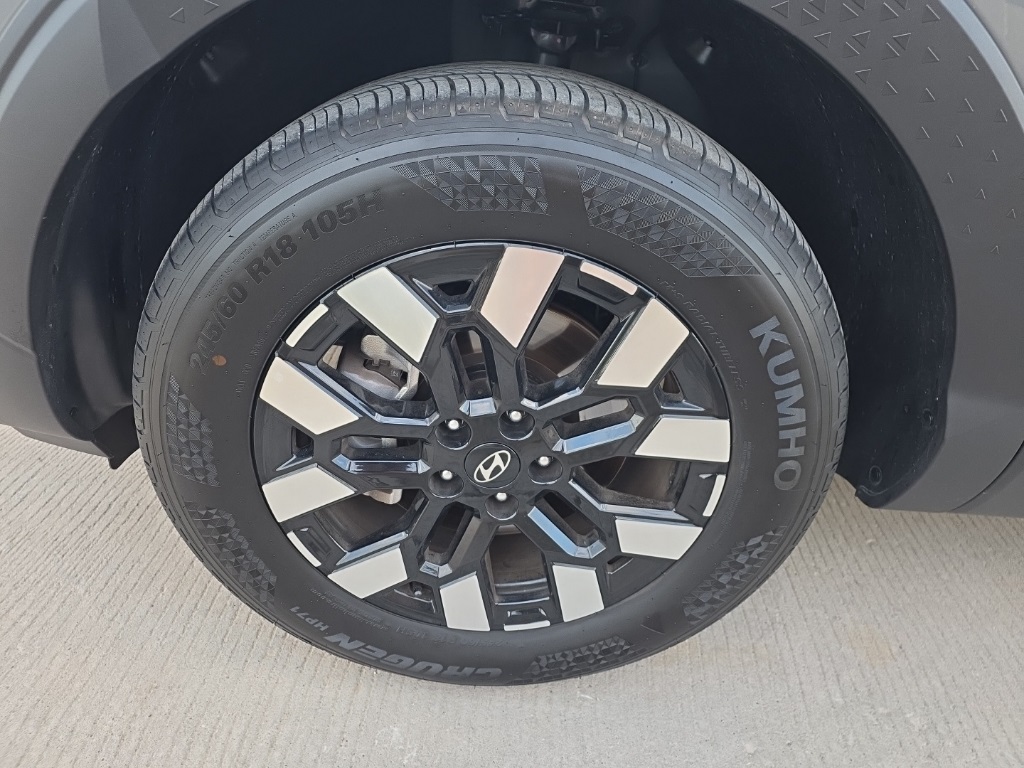 2025 Hyundai Santa Cruz SEL photo 4