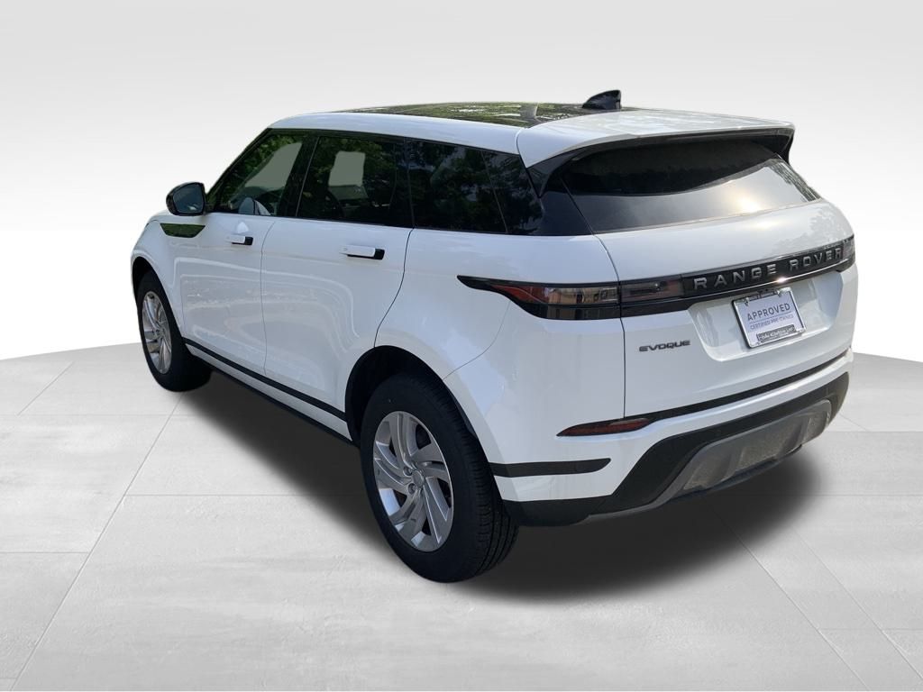 2024 Land Rover Range Rover Evoque S photo 3