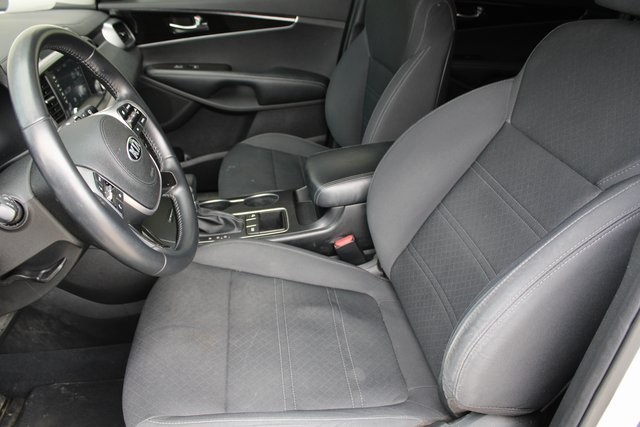 2020 Kia Sorento S photo 15