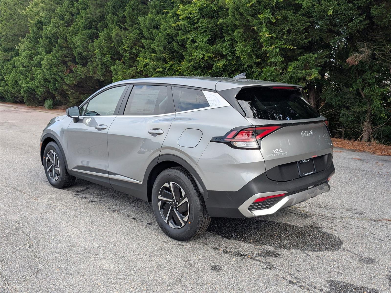 2025 Kia Sportage Hybrid LX photo 9