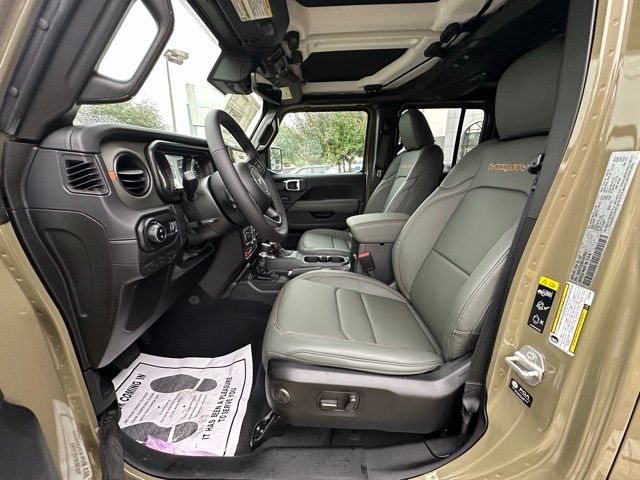 2025 Jeep Gladiator Mojave photo 21
