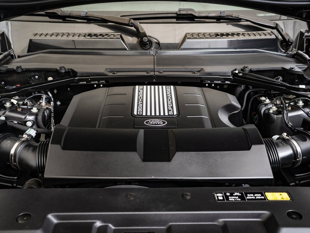 2023 Land Rover Defender 90 V8 photo 34