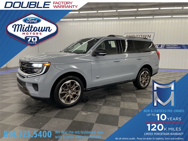 2026 Ford Expedition King Ranch's photo